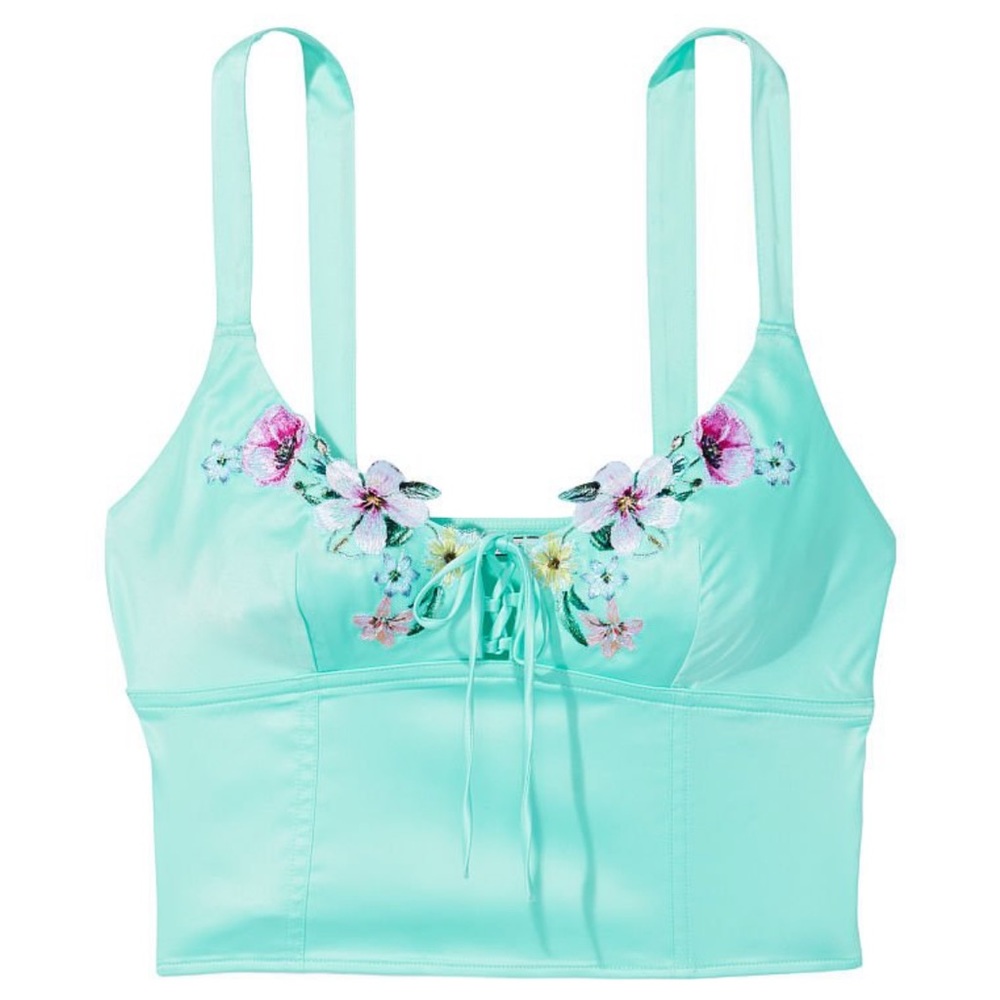 NWT Victoria’s Secret crop